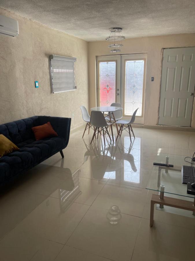 La Casa De Mickey Apartment Ciudad Juarez Luaran gambar